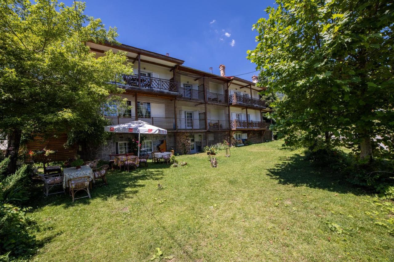Ξενοδοχειο Παπαναγιωτου Hotel Neraidochori Ngoại thất bức ảnh