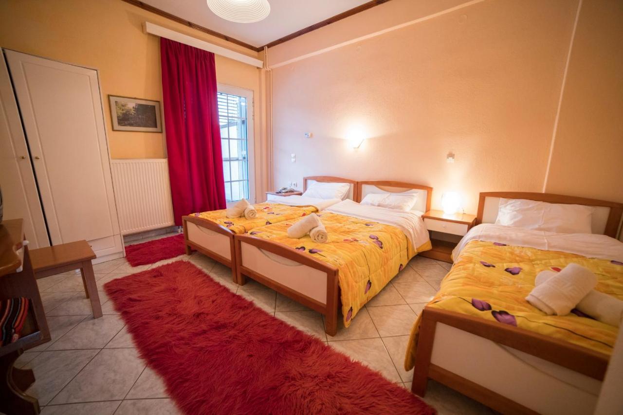 Ξενοδοχειο Παπαναγιωτου Hotel Neraidochori Ngoại thất bức ảnh