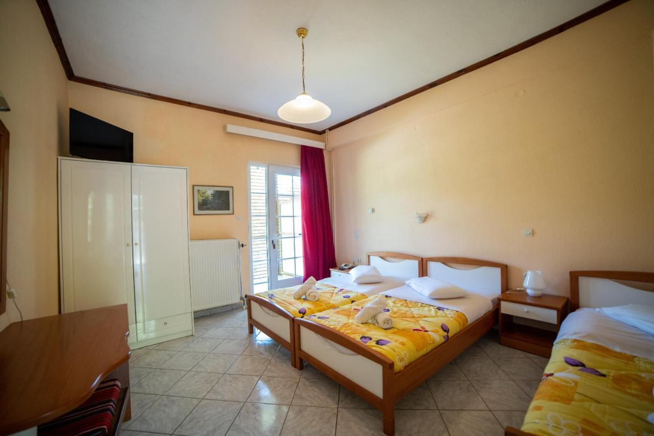 Ξενοδοχειο Παπαναγιωτου Hotel Neraidochori Ngoại thất bức ảnh
